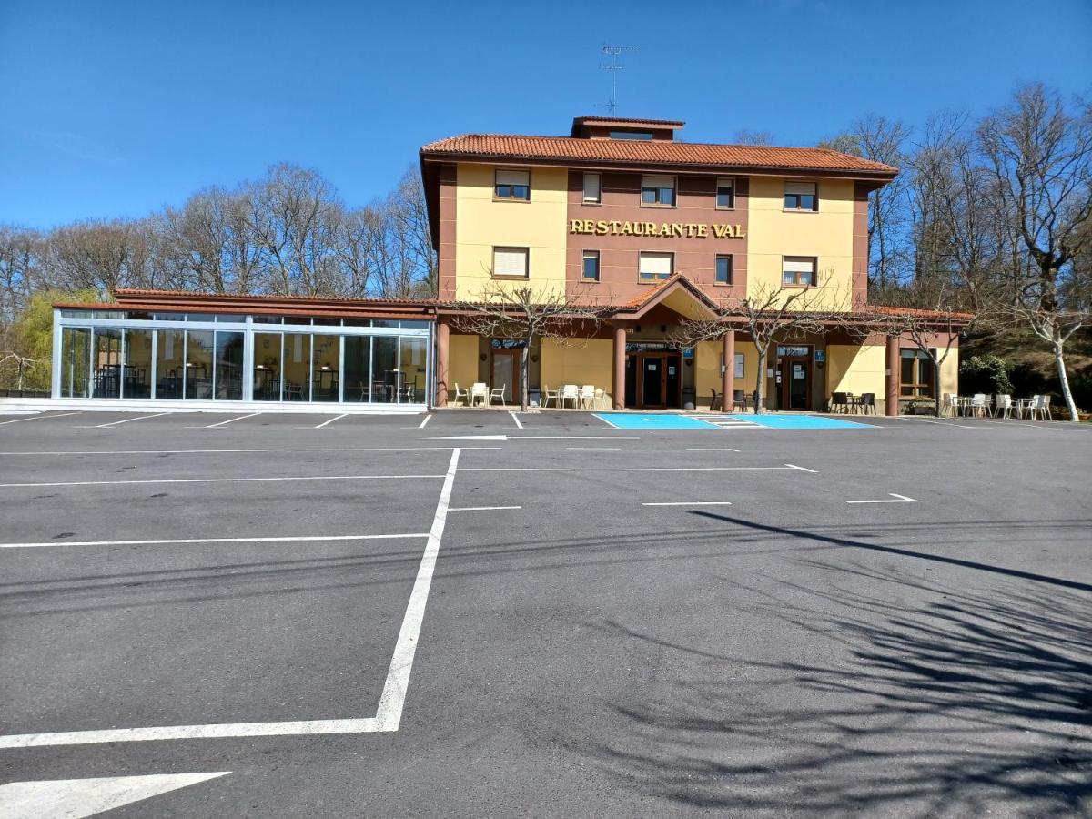 Hotel Restaurante Val Antas de Ulla Exterior photo
