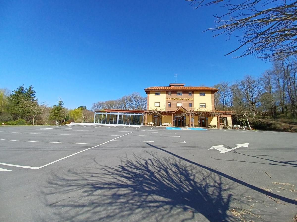 Hotel Restaurante Val Antas de Ulla Exterior photo